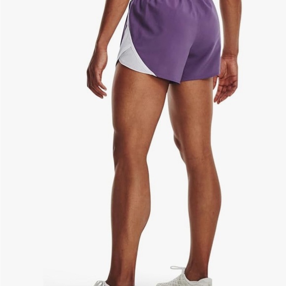 NWT Under Armour Women's Fly by 2.0 Running Shorts Size XL or Large Purple - Picture 2 of 5